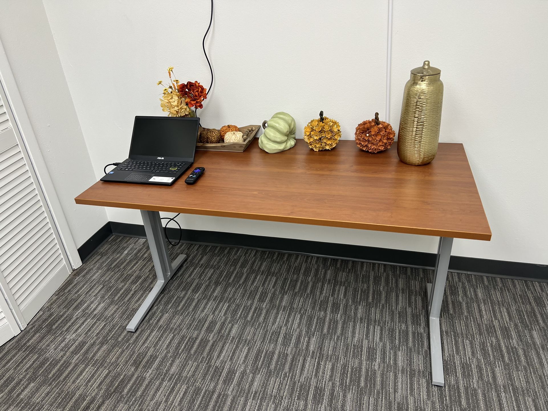 Small Office Table 
