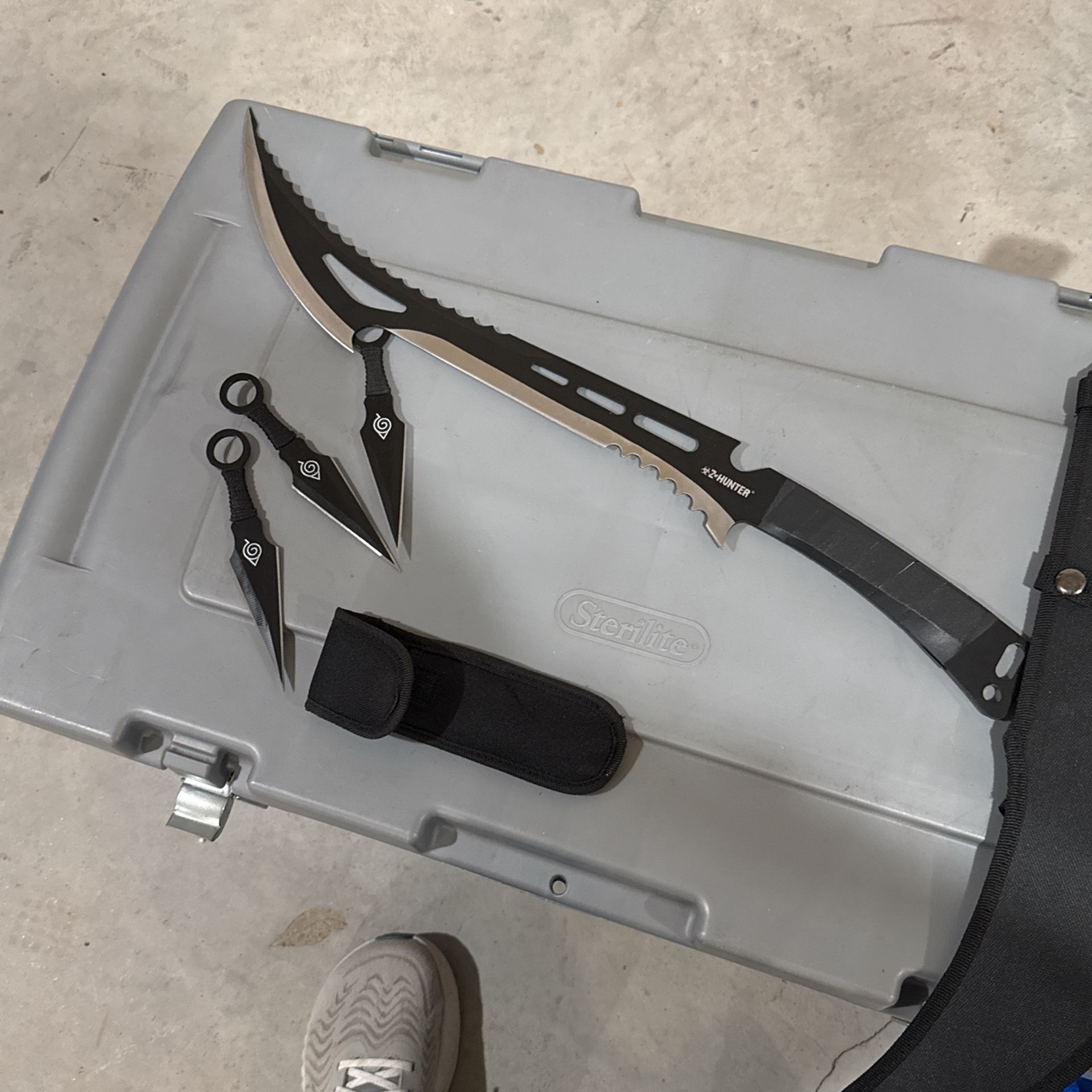 Throwing Knives / Machete