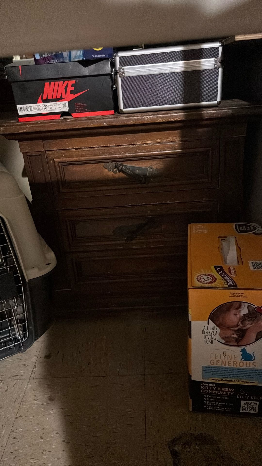 Mini dresser