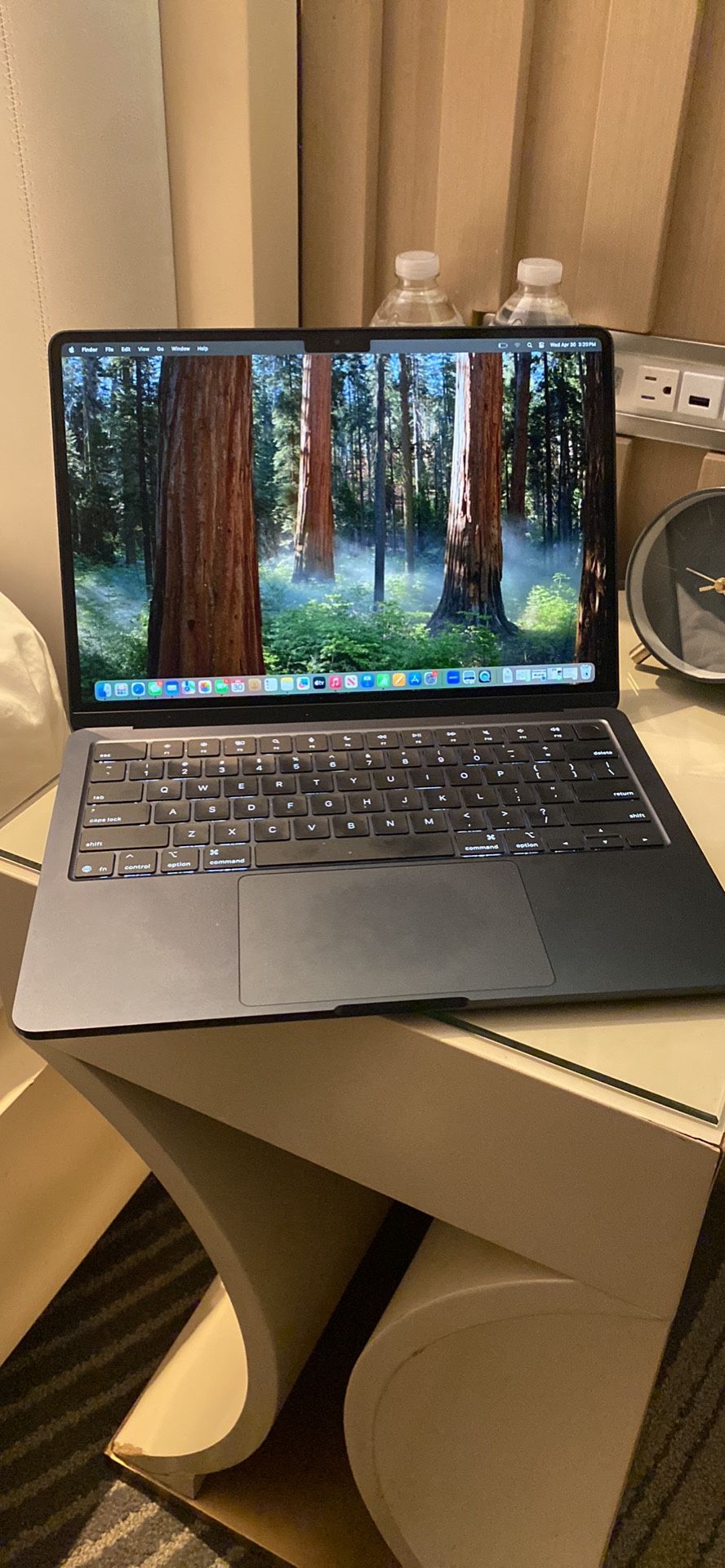 BRAND NEW 2025 MAC BOOK AIR