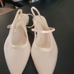 New Gracestride Womens Shoes