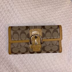 Vintage Coach Buckle Wallet