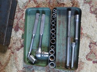 Vintage Penene ( proto) ratchet set with extensions