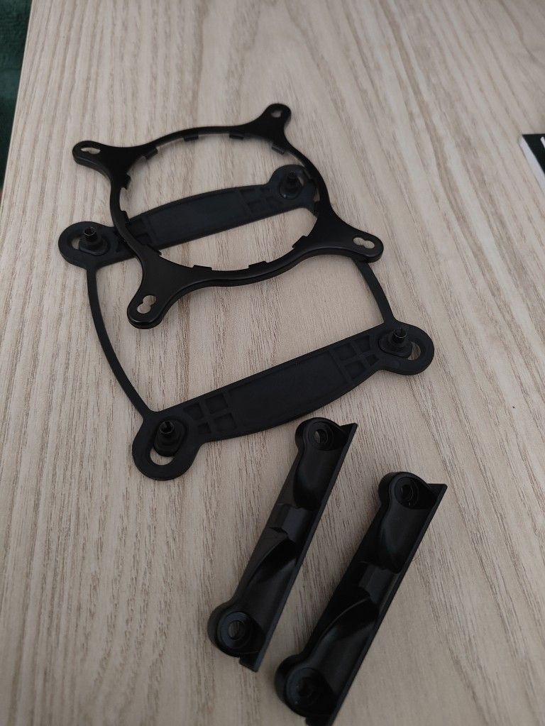 Mounting Brackets for Fan/Cooler