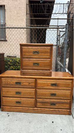 Outrigger Dresser & Nighstand
