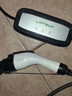 Liftsun electric car charger