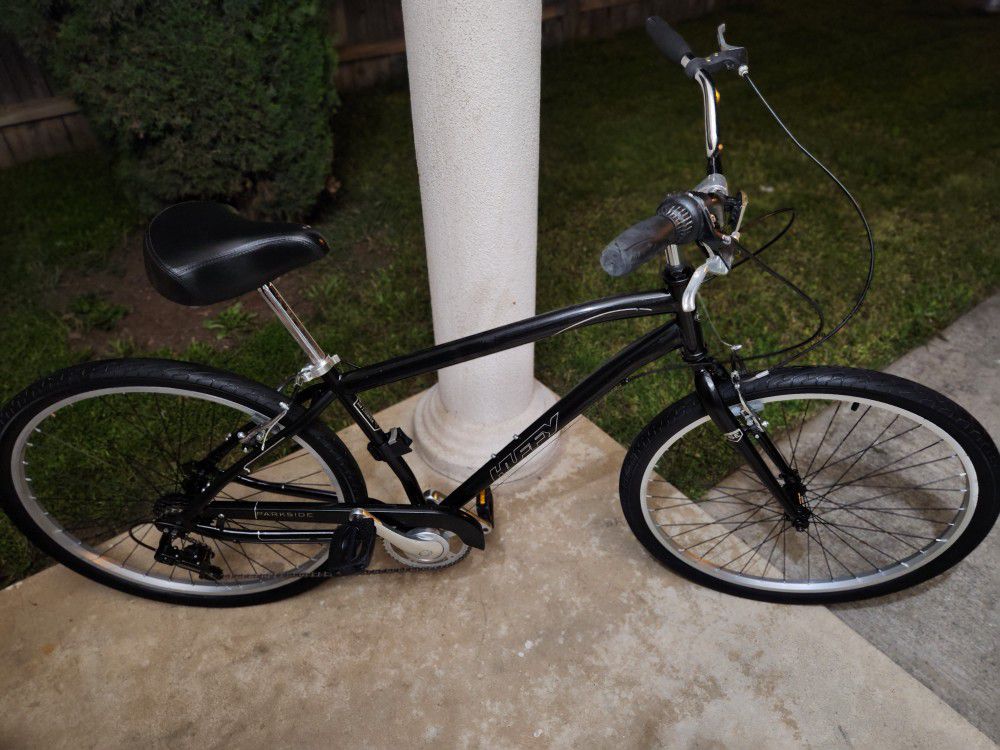 26"×18" Almost New Beach Cruiser Bike With Gears 