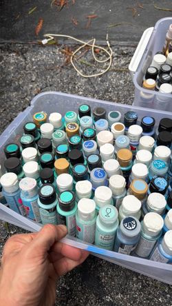 Assorted artist paints