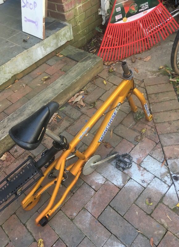 Mongoose hooligan pro 1999 gold BMX frame seat post forks stem crankset brakes and pedals