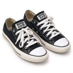 Converse Chuck Taylor All Star Low Black – Men’s 8 / Women’s 10
