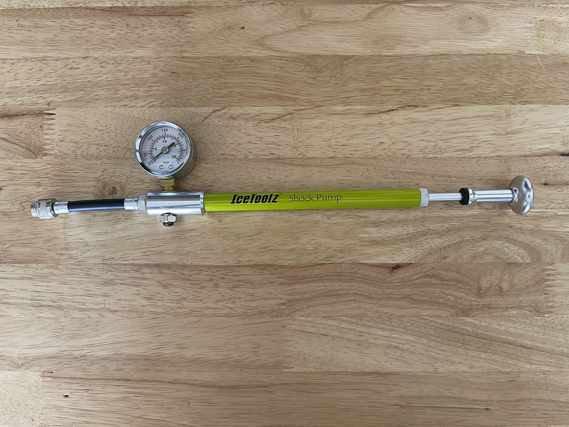 IceToolz shock pump