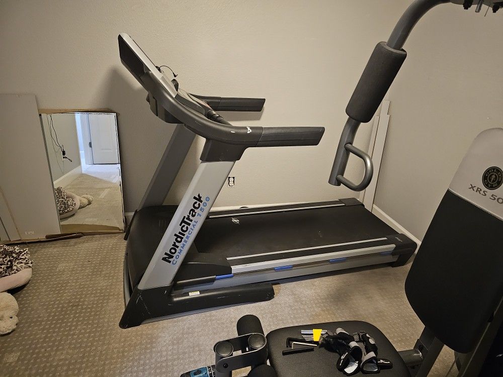 Treadmill Nordictrack Commercial 1500 for Sale in Chandler, AZ OfferUp