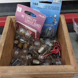 Misc Bulbs Probably Vintage Auto