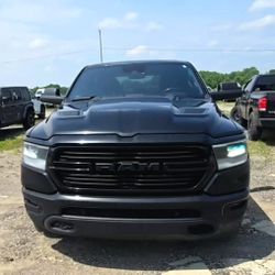 2021 Ram 1500 Crew Cab Rebel 4WD 5.7L V8 BLACK APPEARANCE PACKAGE, REBEL LEVEL 2 EQUIPMENT GROUP, QUICK ORDER PACKAGE 25W REBEL, TRAILER TOW GROUP, BE