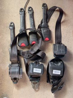 CAN AM MAVERICK X3 MAX  OEM SEATBELTS 