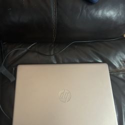 15.6 Inch Hp laptop