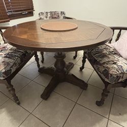 Round Wood Table & 4 Chairs 