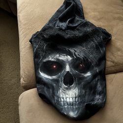 Skull design doggie hoodie!  For small to medium size dog. $10 