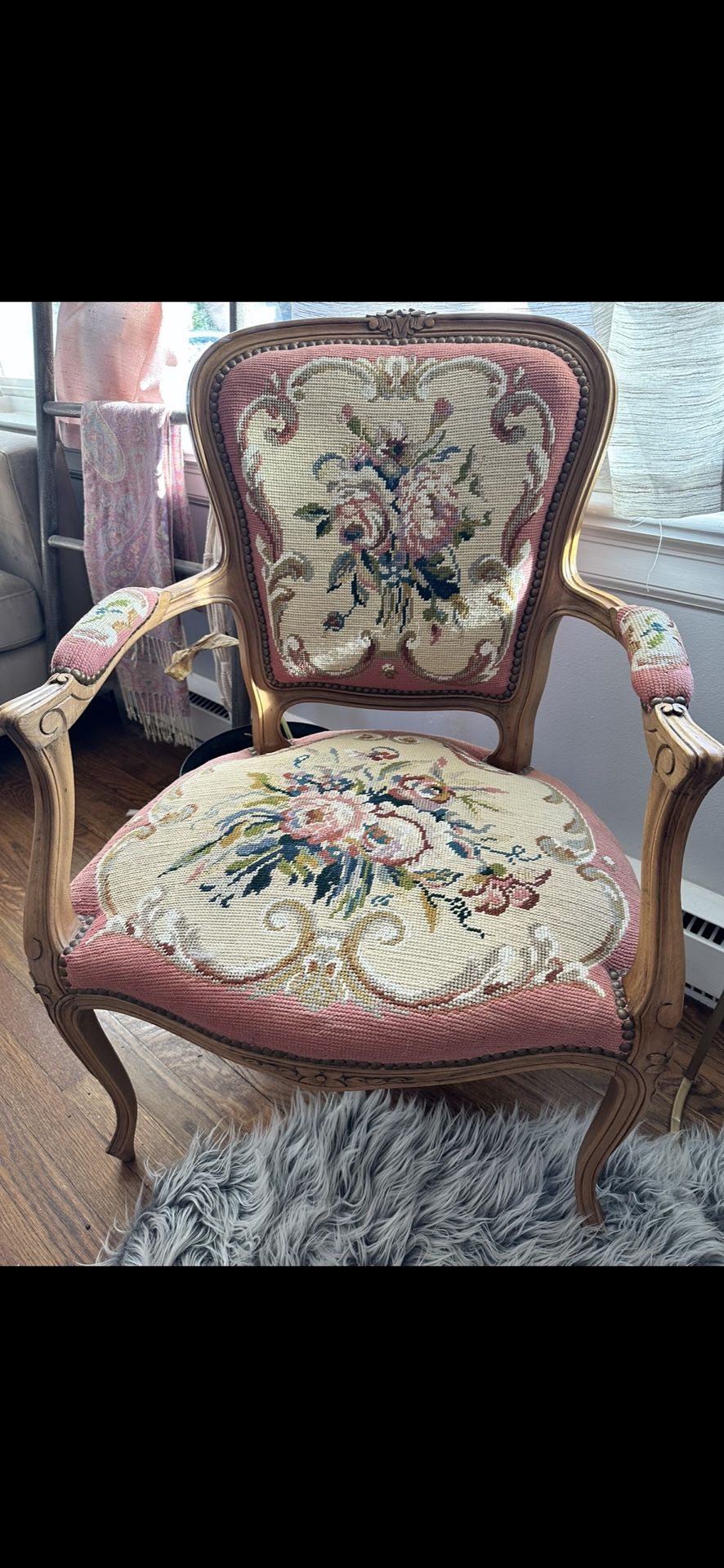 Antique Louis Xlll Chair 