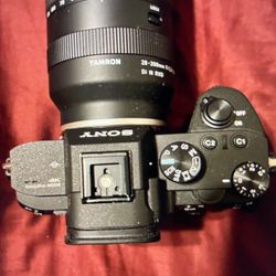 Sony A7-III (Alpha 7-III Complete Camera Set)