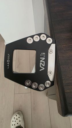 Lab VZN1 Zero torque putter