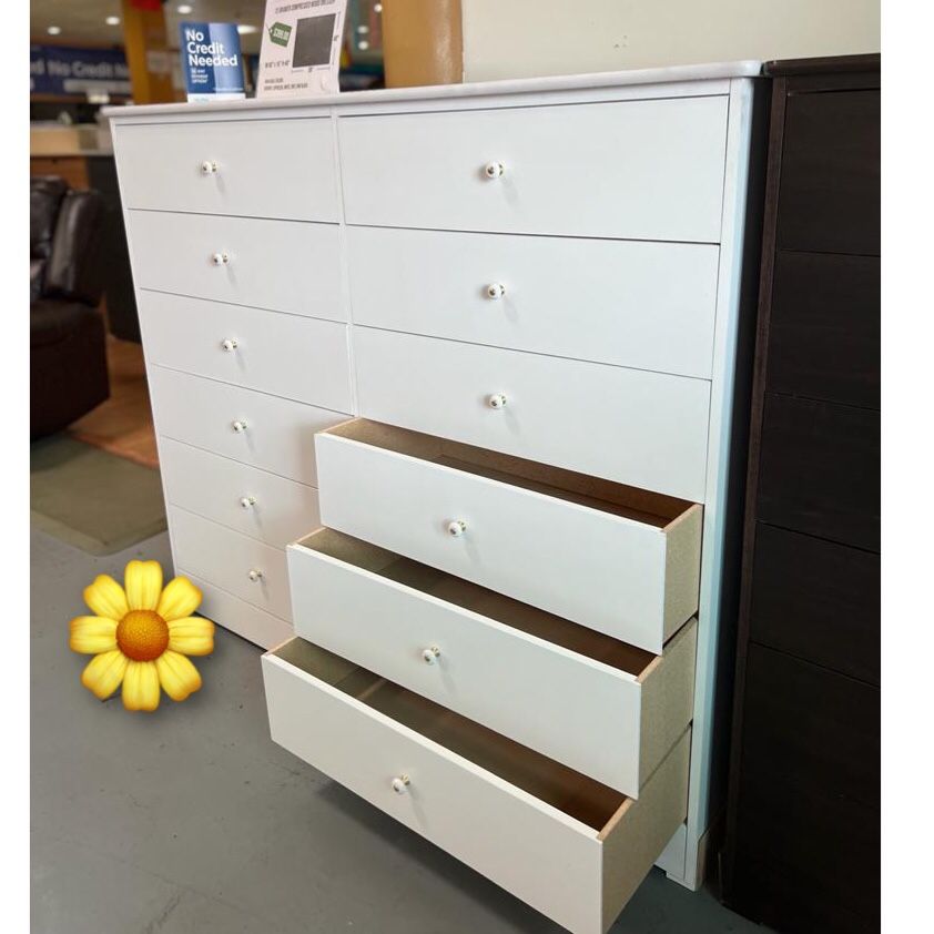 12 Drawer Dresser 