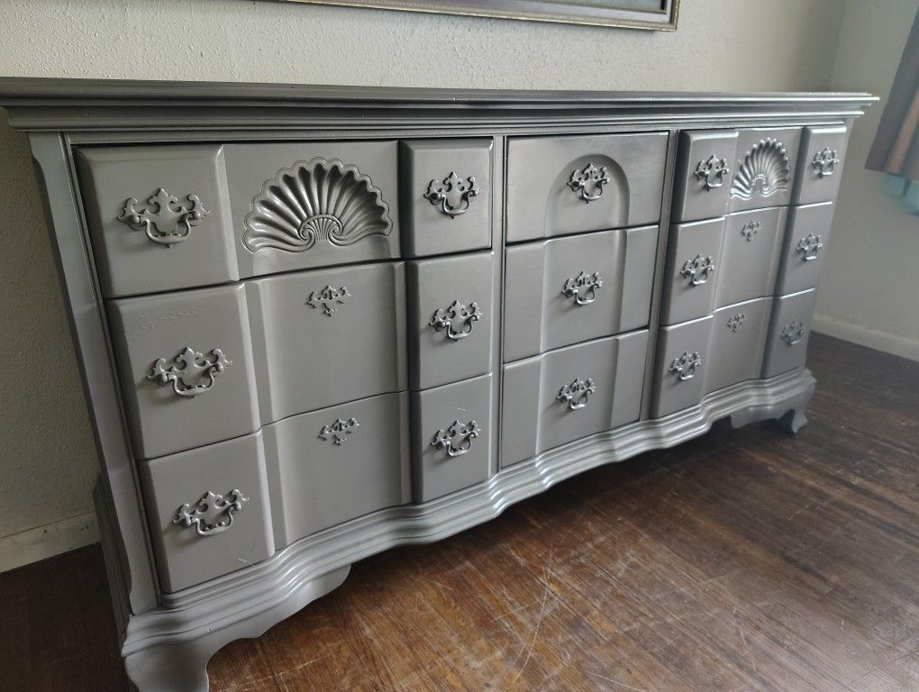 Beautiful Vintage Gray Dresser