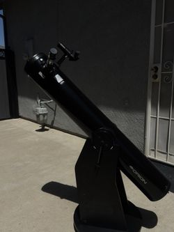 ORION SkyQuest XT6 Telescope