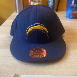 Mitchell And Ness Chargers Fitted Size 7 1/2