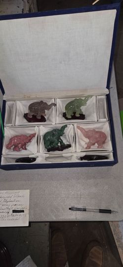 Antique estate five baby elephants Jade