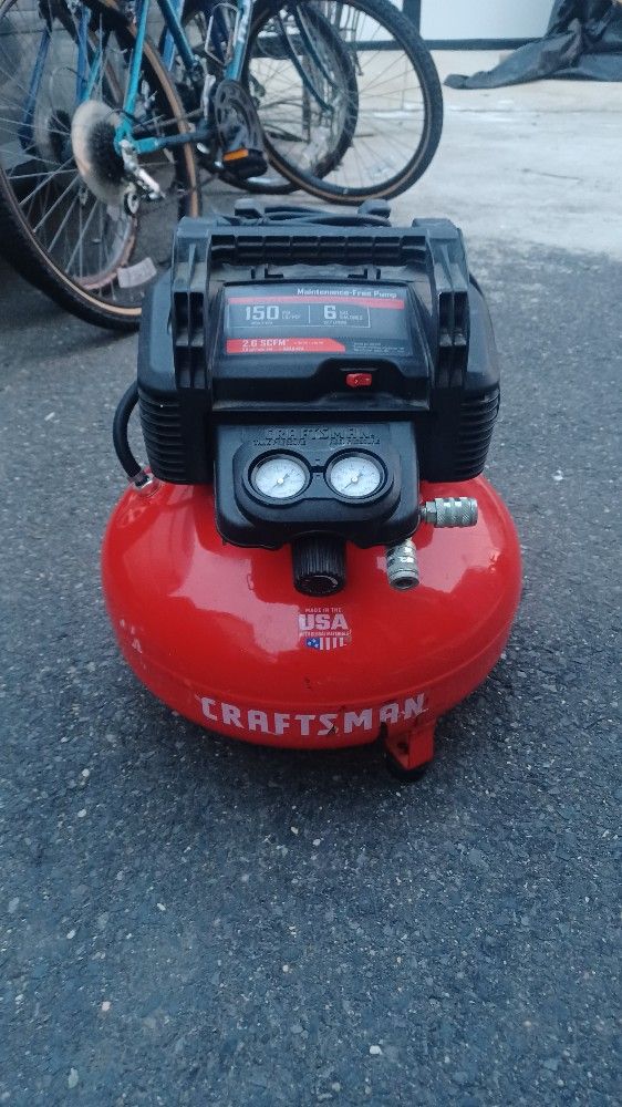 CRAFTSMAN 6 GAL AIR COMPRESSOR WORKS GREAT !