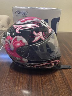 shoei corazon helmet SHOEI RF1100 CORAZON HELMET. for Sale in Hialeah Gardens, FL