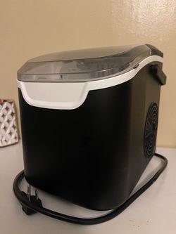 Ice maker