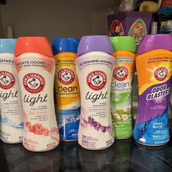 Brand New Arm And Hammer Scent Booster 24oz Each one All For ($20)(Cash Only)(price Is Firm) 