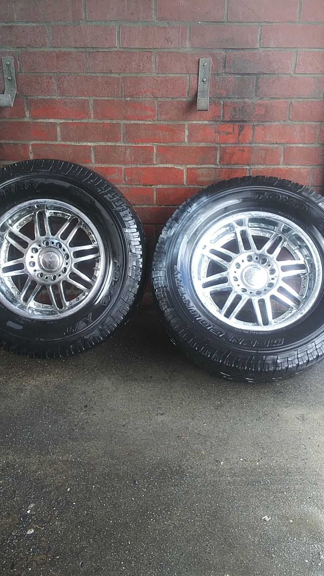 Kmc 8 Lug 20 Inch Rims For Sale In Morgan Hill Ca Offerup