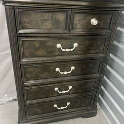 5 Drawer Dresser