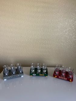 Football set of 6 shot glasses w/ tray