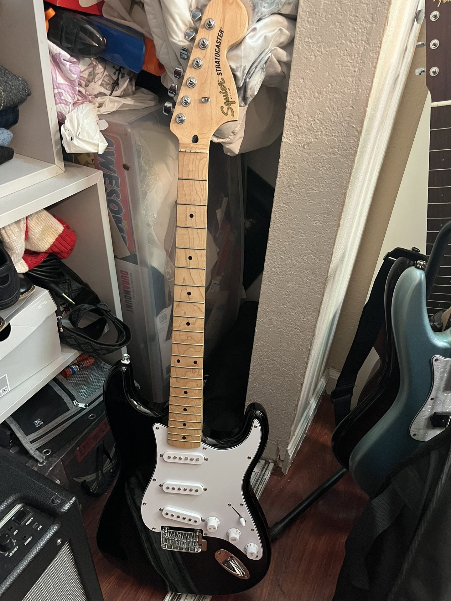 Squier Stratocaster By Fender
