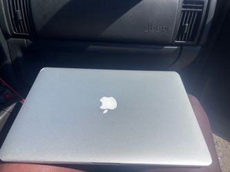 Apple MacBook Pro 15 laptop