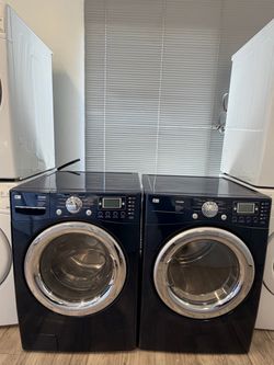 LG Tromm Front-Load Washer and Dryer Set