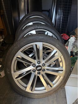 Cadillac Escalade wheels