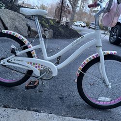 Bella Girls Bike