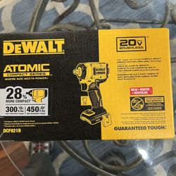 Dewal  1/2"impact Wrench Dewalt 