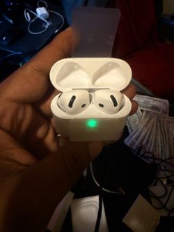 Apple AirPods Gen-4 ANC