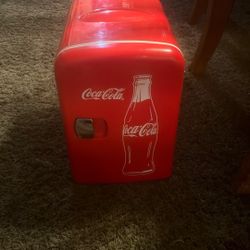 Mini Fridge 