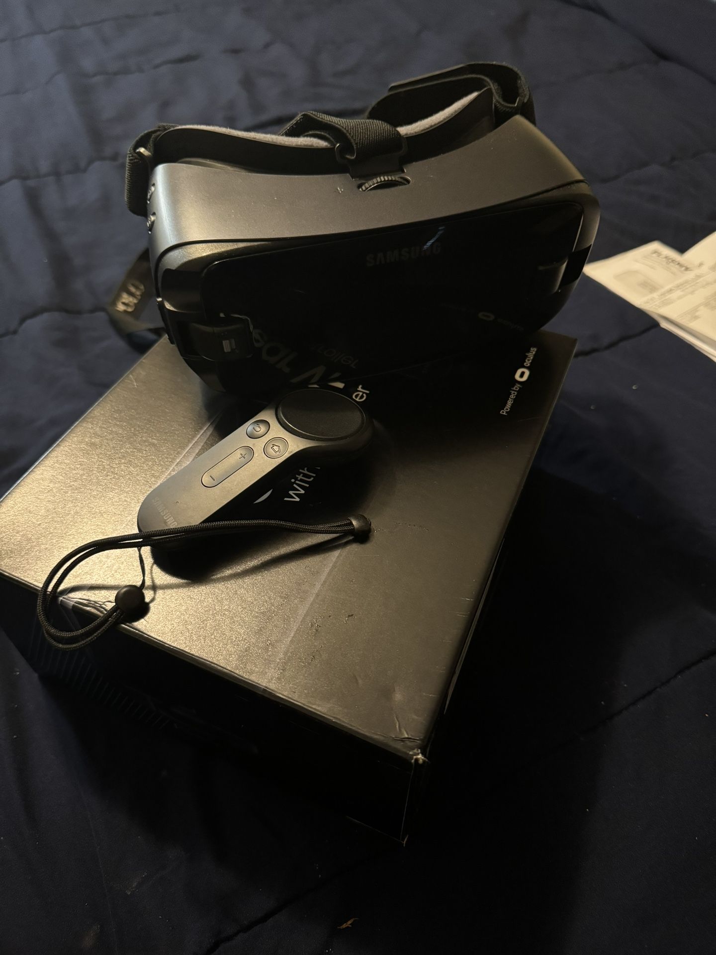 Samsung VR w/ Galaxy 8