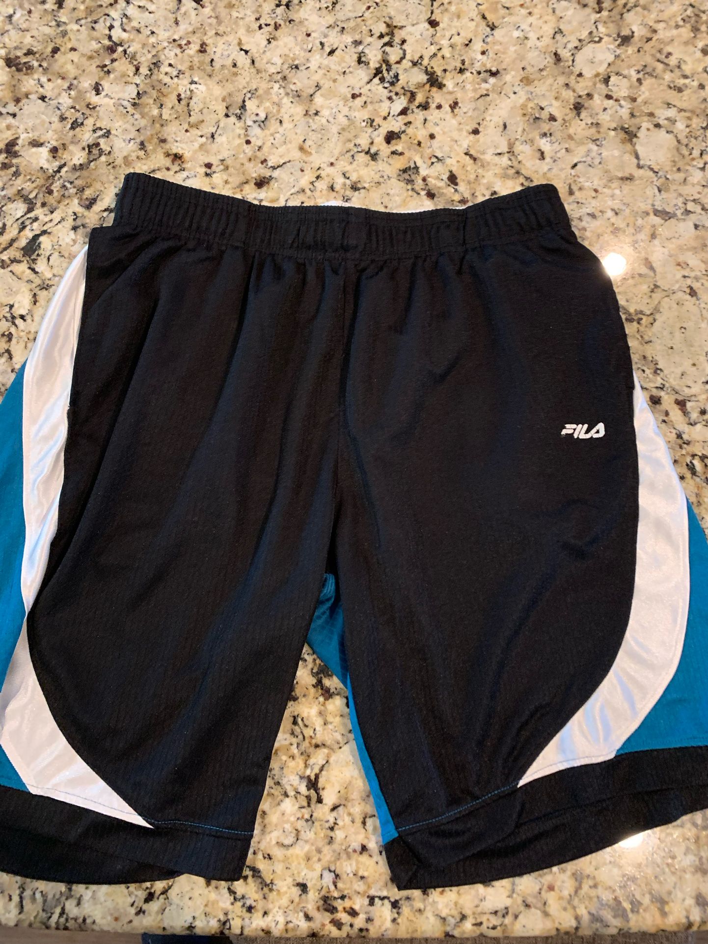 Men’s Fila Brand Basketball Shorts, Size Large, Has Front Pockets, Tri Color Soft Movable Fabric