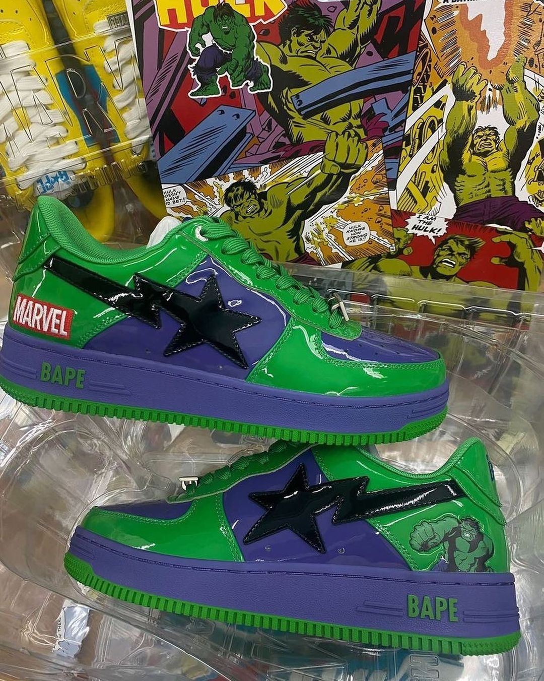 Bapesta Hulk Size 9