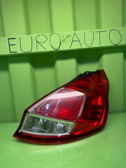 2014 2015 2016 2017 2018 2019 FORD FIESTA  HATCHBACK Right Passenger Side Tail Light OEM D2BZ-13404-E
