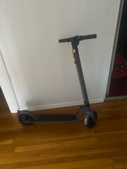 GO TRAX ELECTRIC SCOOTER $150